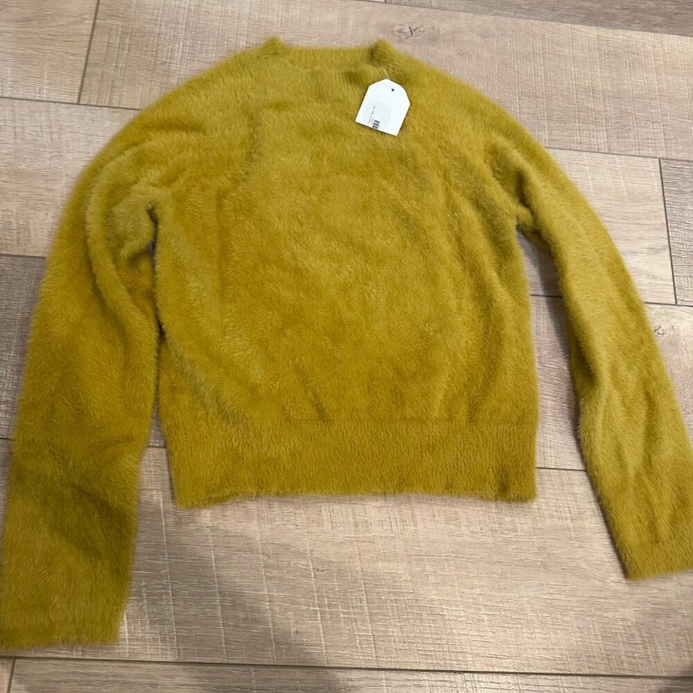 SADIE & SAGE TEEN GIRL JUNIOR FUZZY MUSTARD YELLOW SWEATER FALL SMALL NEW